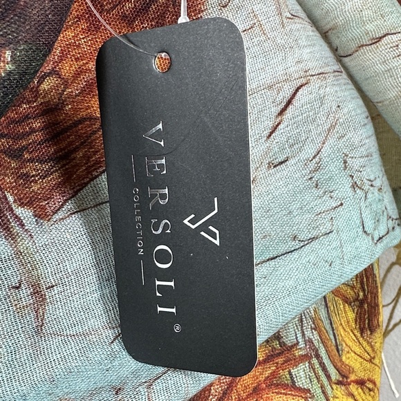 Sunflower Print Scarf - Picture 2 of 3